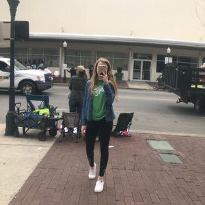 Meet your Posher, Mallory